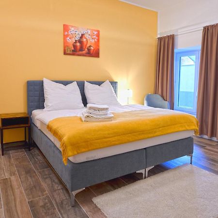 Ferienwohnung Boardinghouse am Welzbach Gau-Algesheim Exterior foto