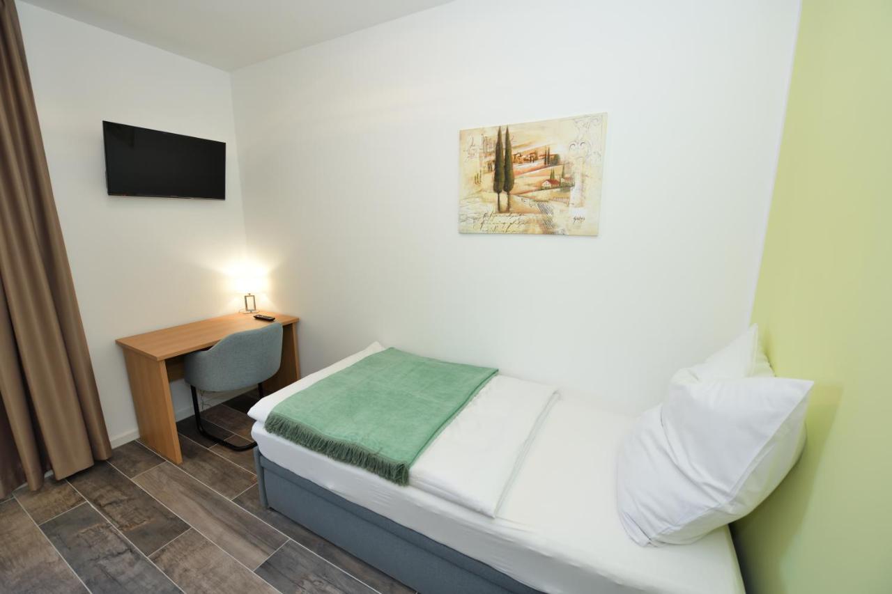 Ferienwohnung Boardinghouse am Welzbach Gau-Algesheim Exterior foto