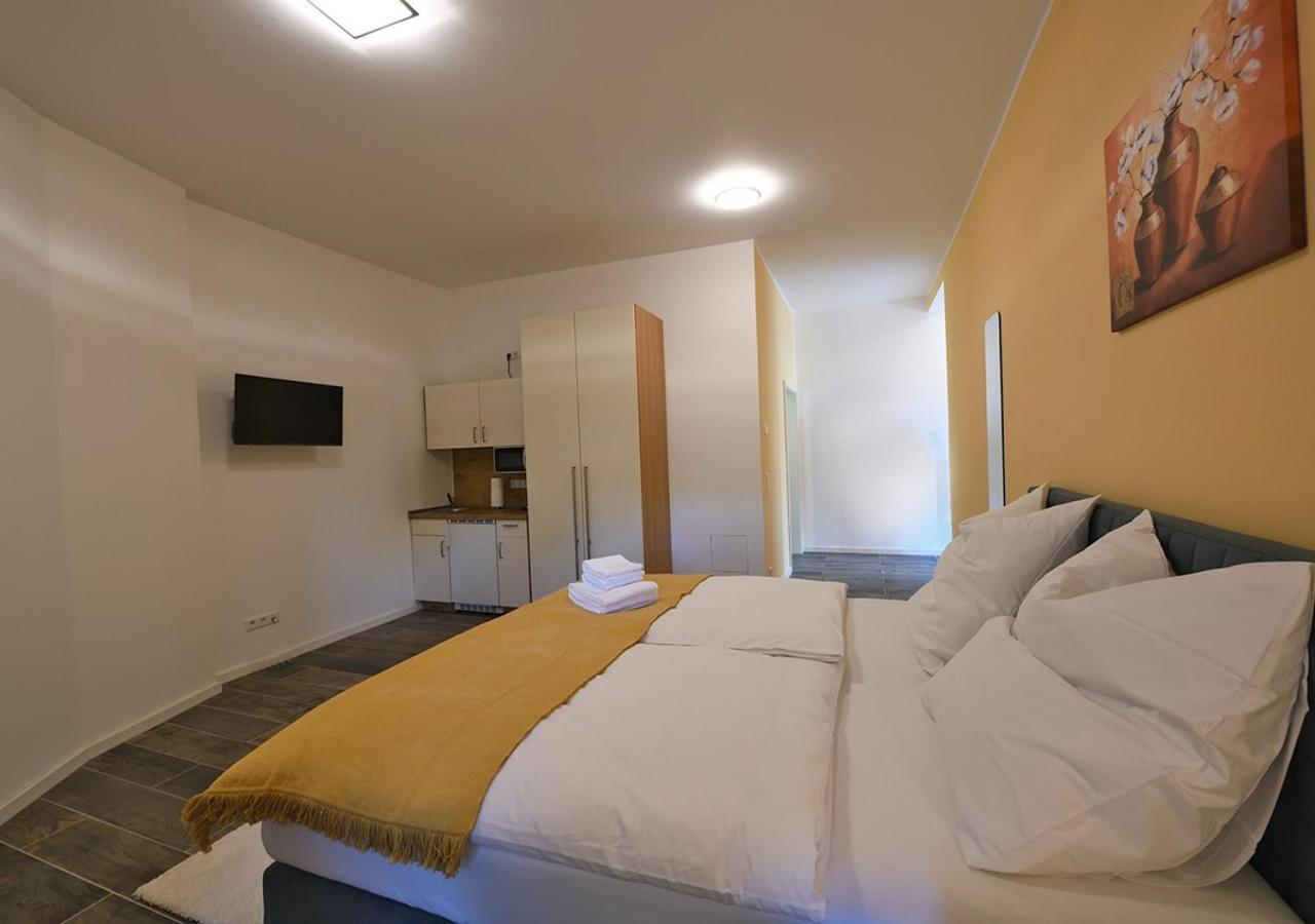 Ferienwohnung Boardinghouse am Welzbach Gau-Algesheim Exterior foto
